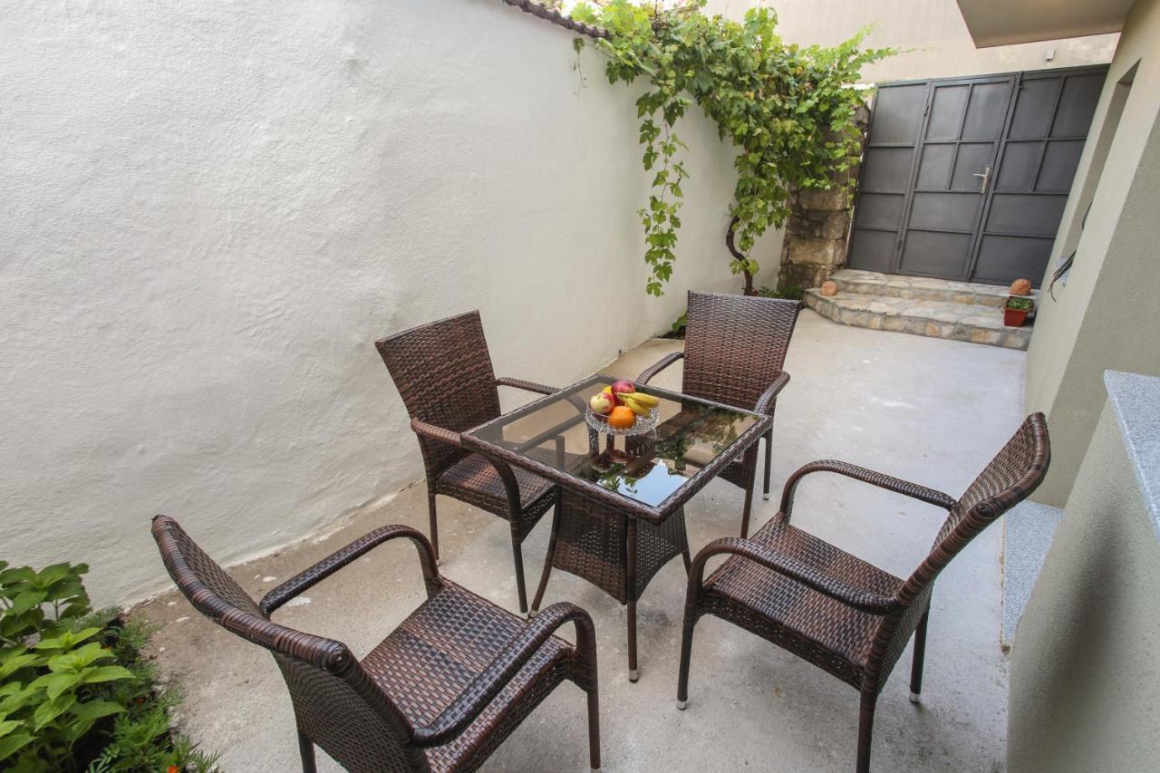 Gaya Apartment *